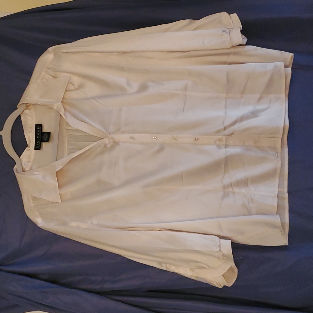 Cream colored blouseDialogue brand size XL. Button down blouse. No flaws.